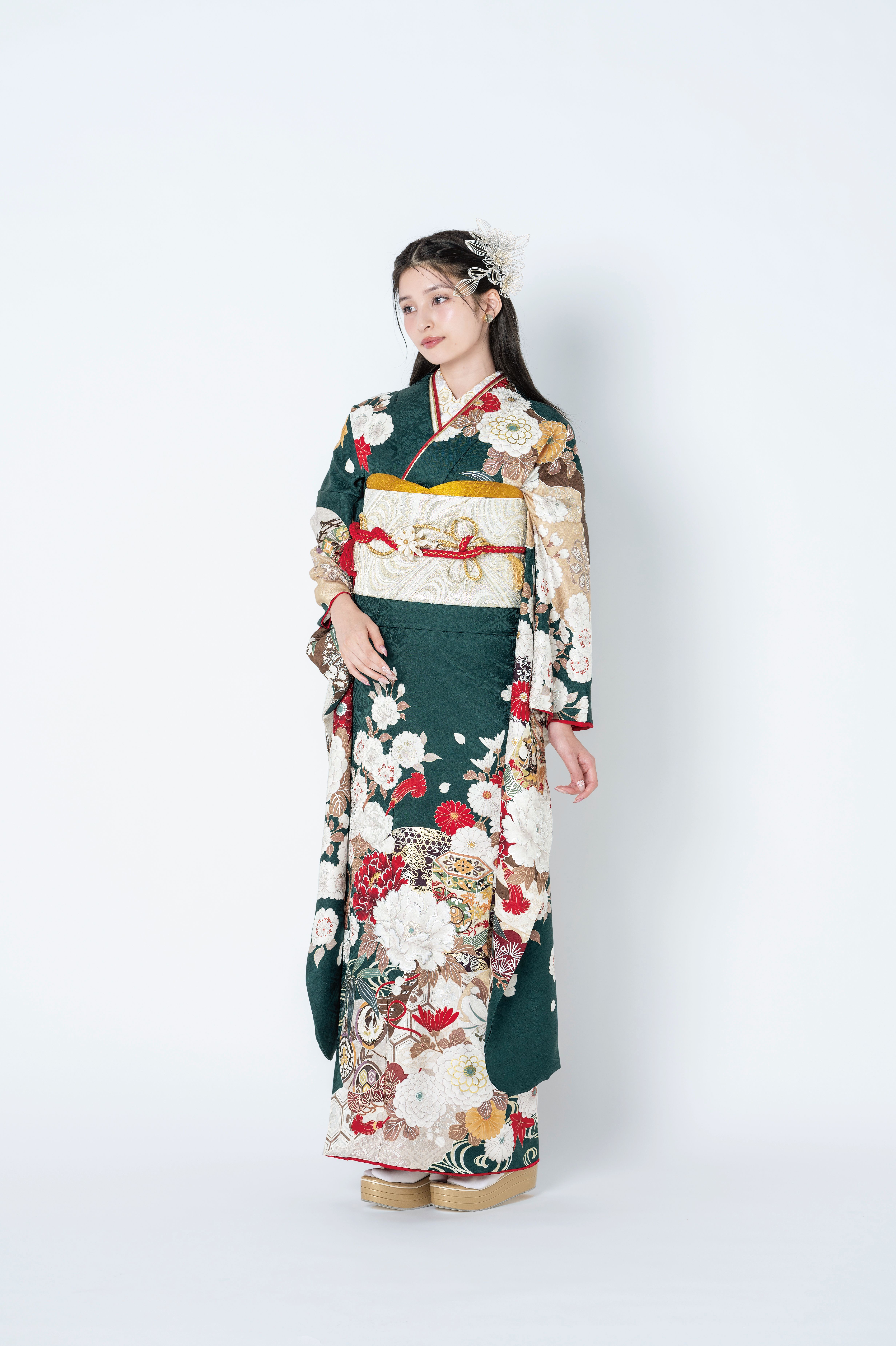 専用　ご予約　振袖単品　オーダー仕立て　古典　花柄　銀彩　刺繍　白地　ホワイト レトロ 白/ホワイト 無地 シンプル キラキラ ラメ入り 個性的